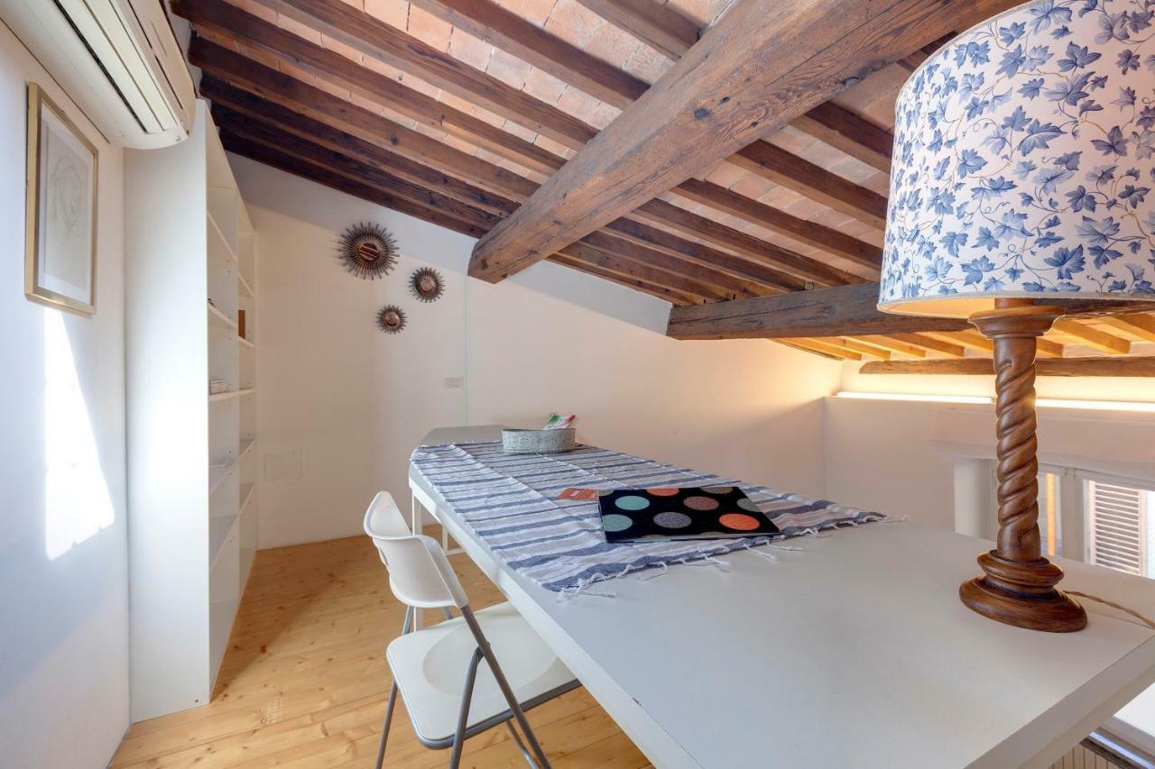 Finardi Apartment Firenze Bagian luar foto