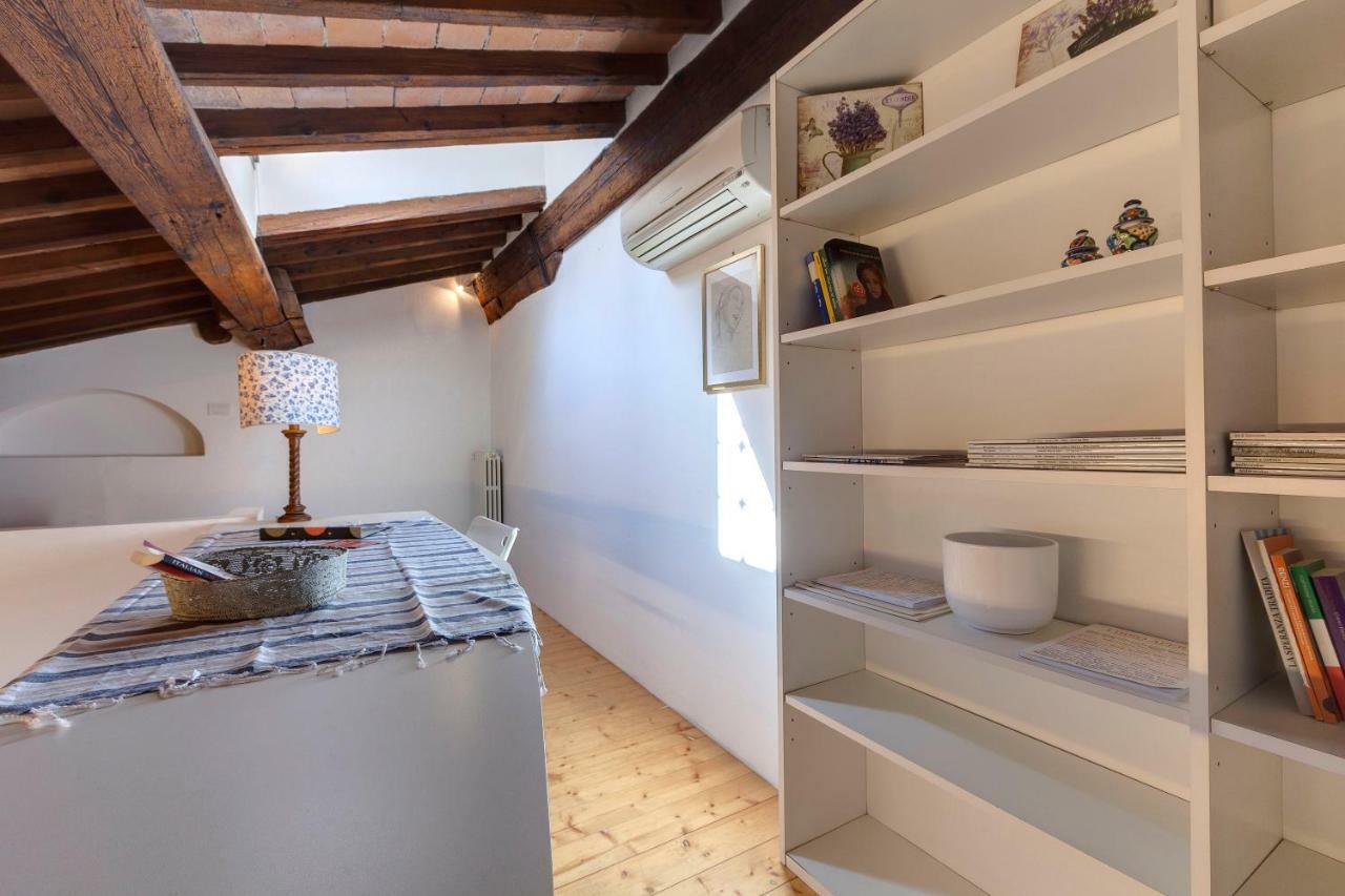 Finardi Apartment Firenze Bagian luar foto